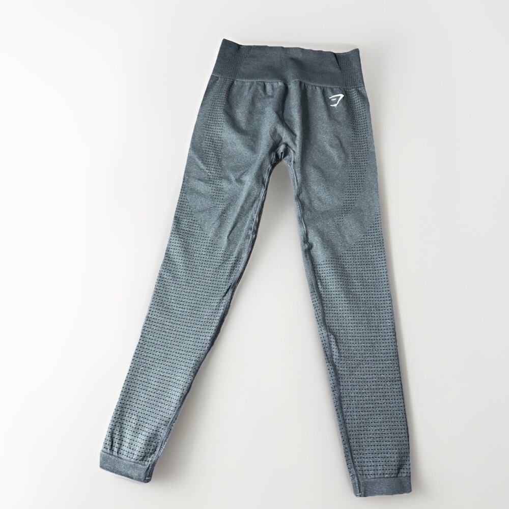 Gymshark Vital Sculpt Seamless Leggings 2.0 Women’s Size M Grey Activewear NWOT